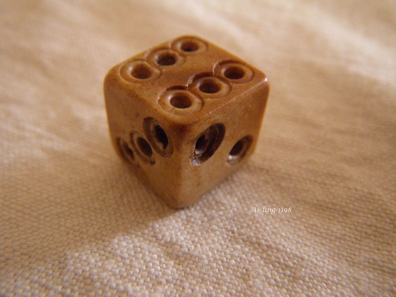 Jeu De Dés Ancien - Vintage - Occasion Collection